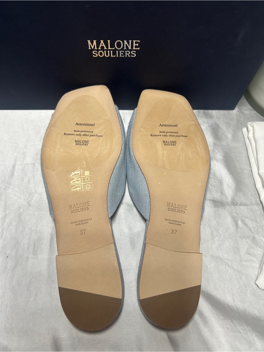 Malone Souliers Vargas Light Blue Linen Flats - Picture 6 of 7